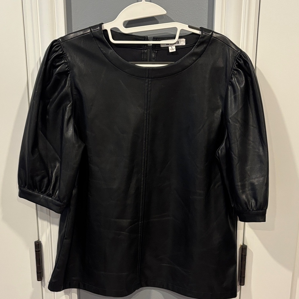 BB Dakota Leather by Steve Madden Black Short Sleeve Top